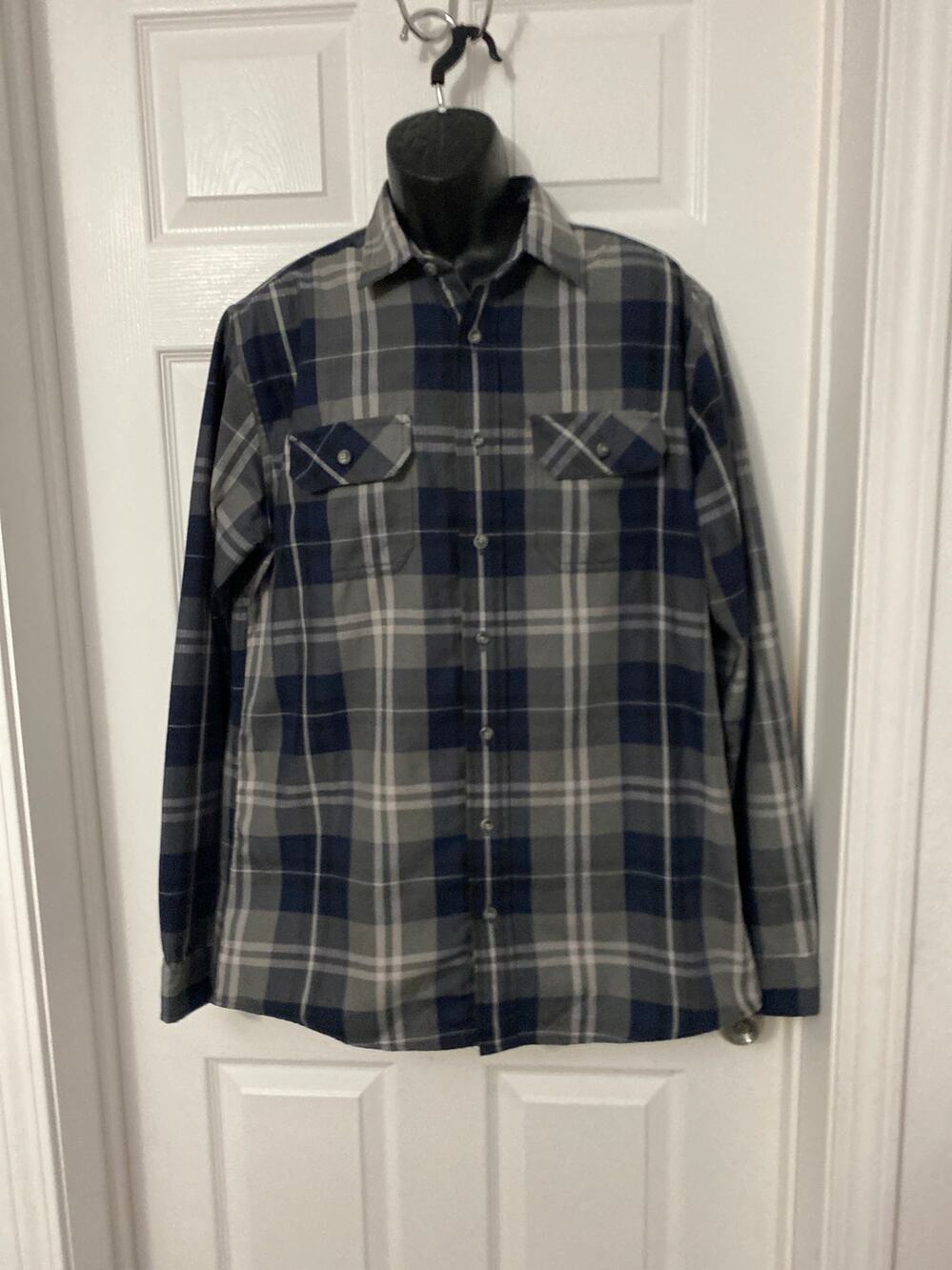 Mens Eddie Bauer button up size tall/large